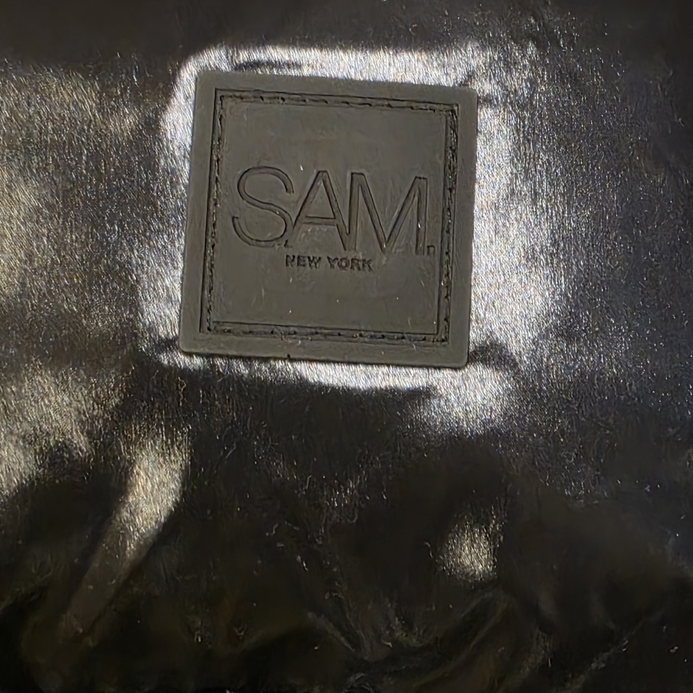 SAM. Puffer Vest In EUC - Picture 3 of 6